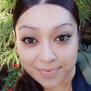 Meet your Posher, Cari